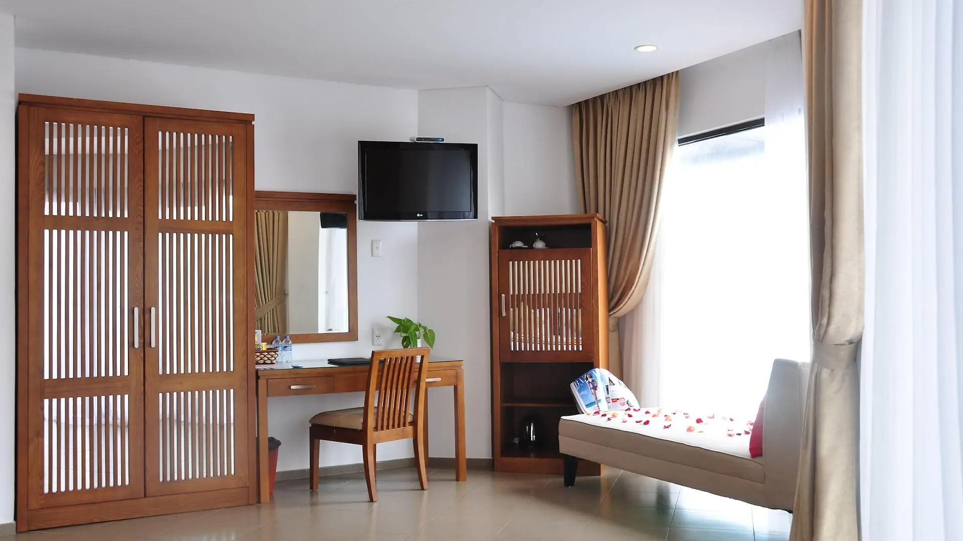 Unique Mui Ne Resort And Spa Phan Thiet