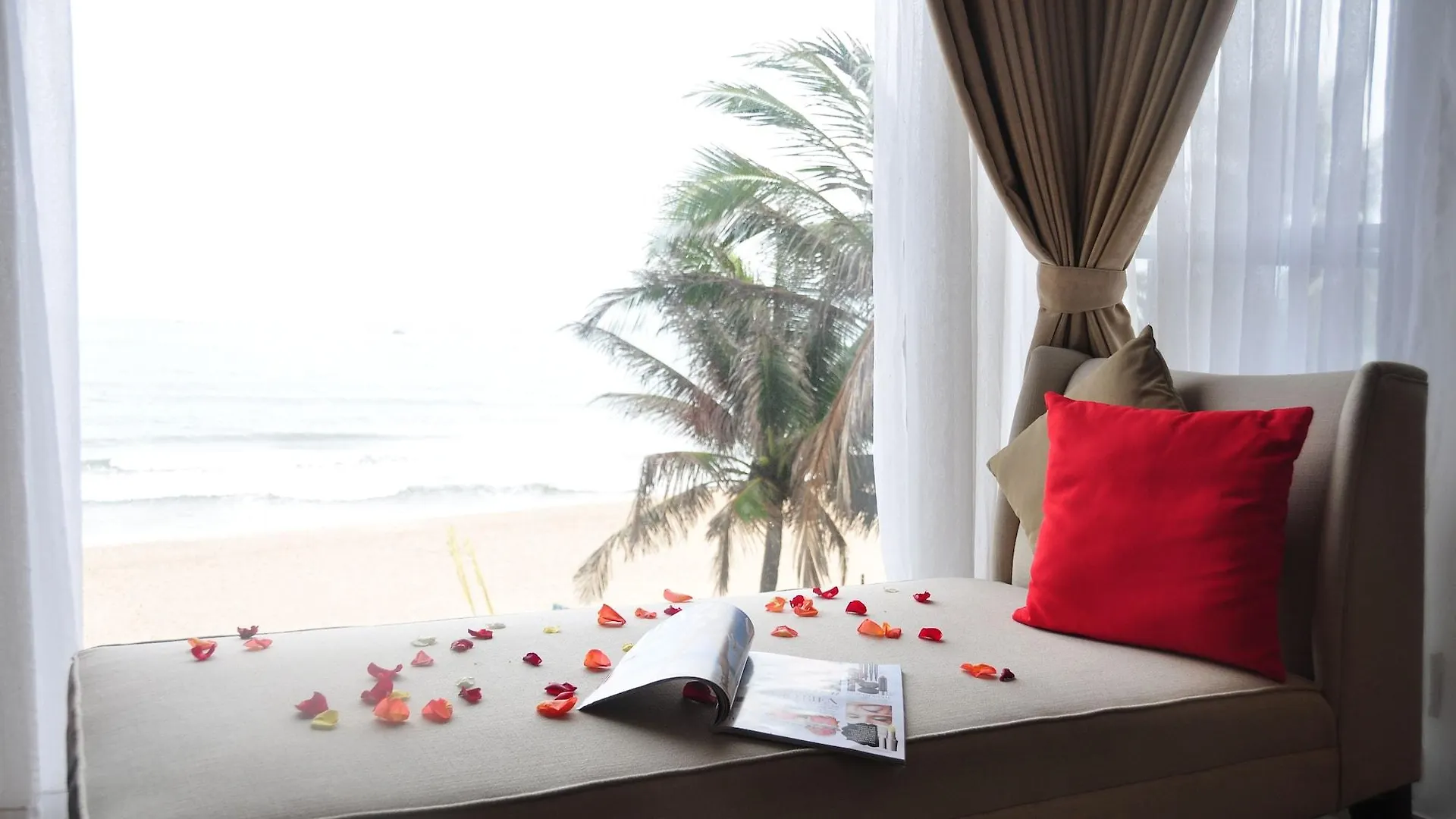 Unique Mui Ne Resort And Spa Phan Thiet 4*,  Vietnam